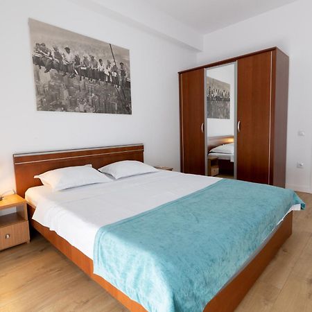 Obor Central Oasis --Secured Parking Nearby --Self Check-In-- 1Min Metro Station Bucarest Exterior foto